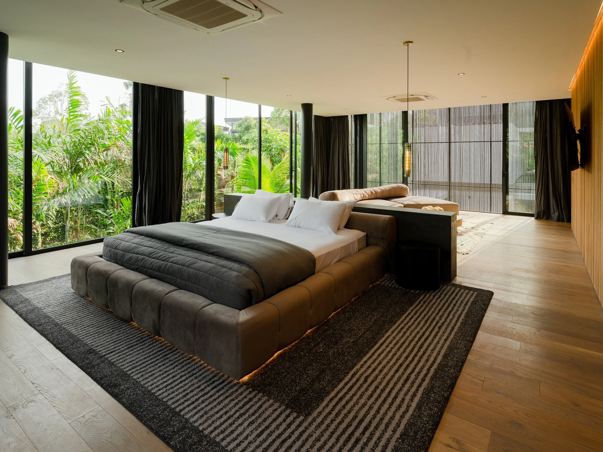 MODERN MASTERPIECE VILLA - 6 BEDROOMS - PERERENAN — 6-bedroom villa for sale in Pererenan, Bali (photo 46)
