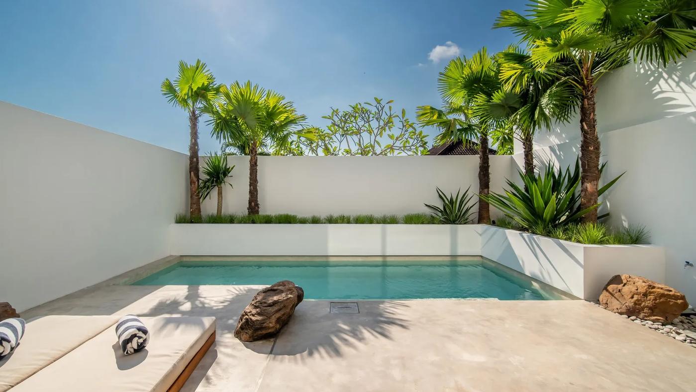 Bright Minimalist Villa - Photo 1