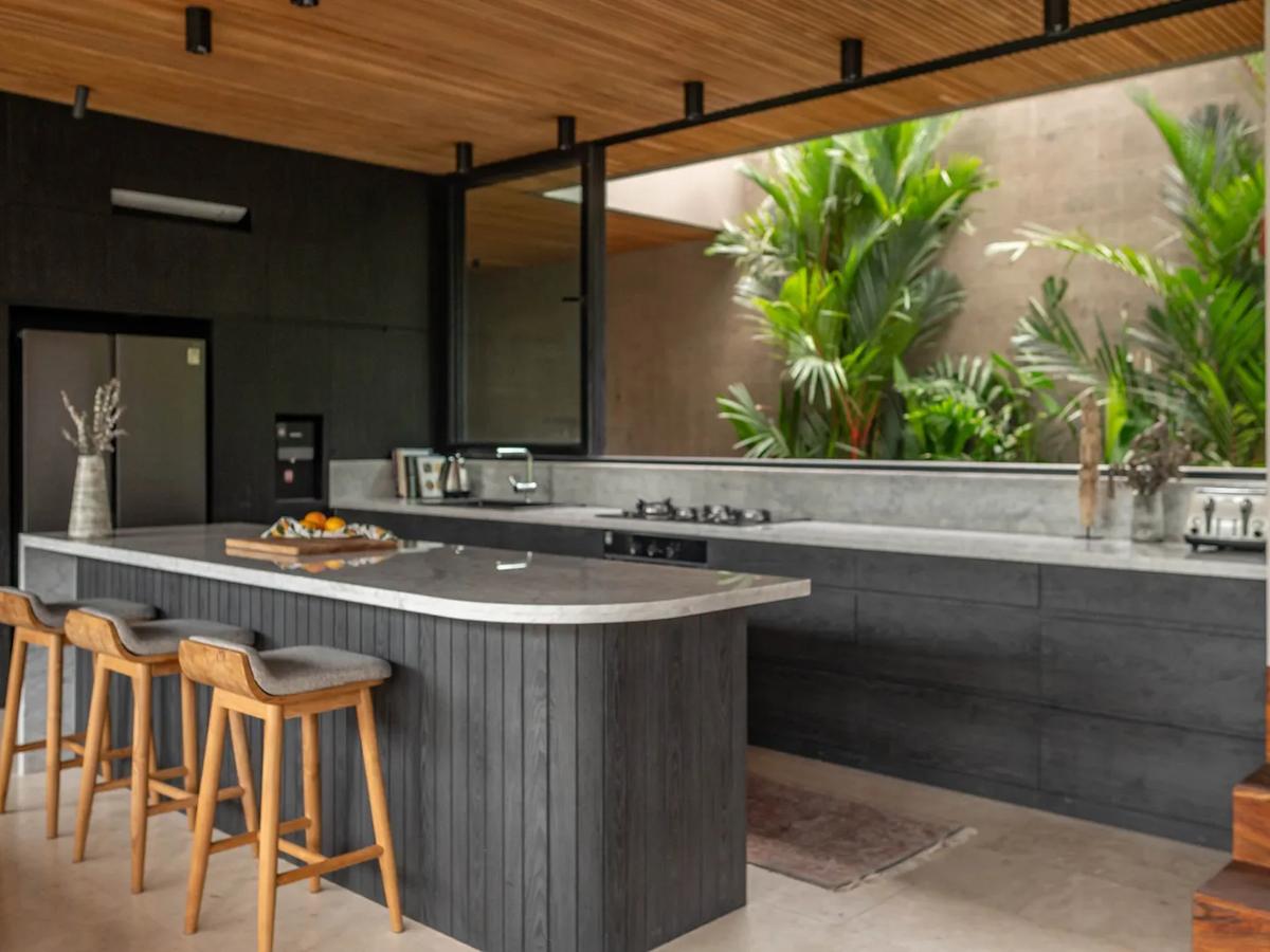 Timeless Family Villa - 13