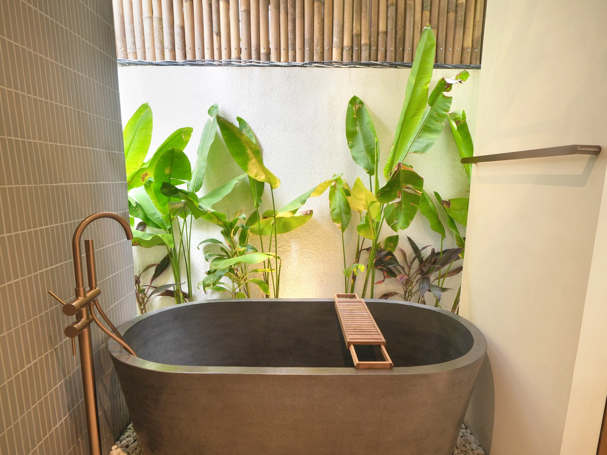 VILLA ORA - 3 BEDROOMS - NYANG NYANG BEACH — 3-bedroom villa for sale in Nyang Nyang Beach, Bali (photo 10)