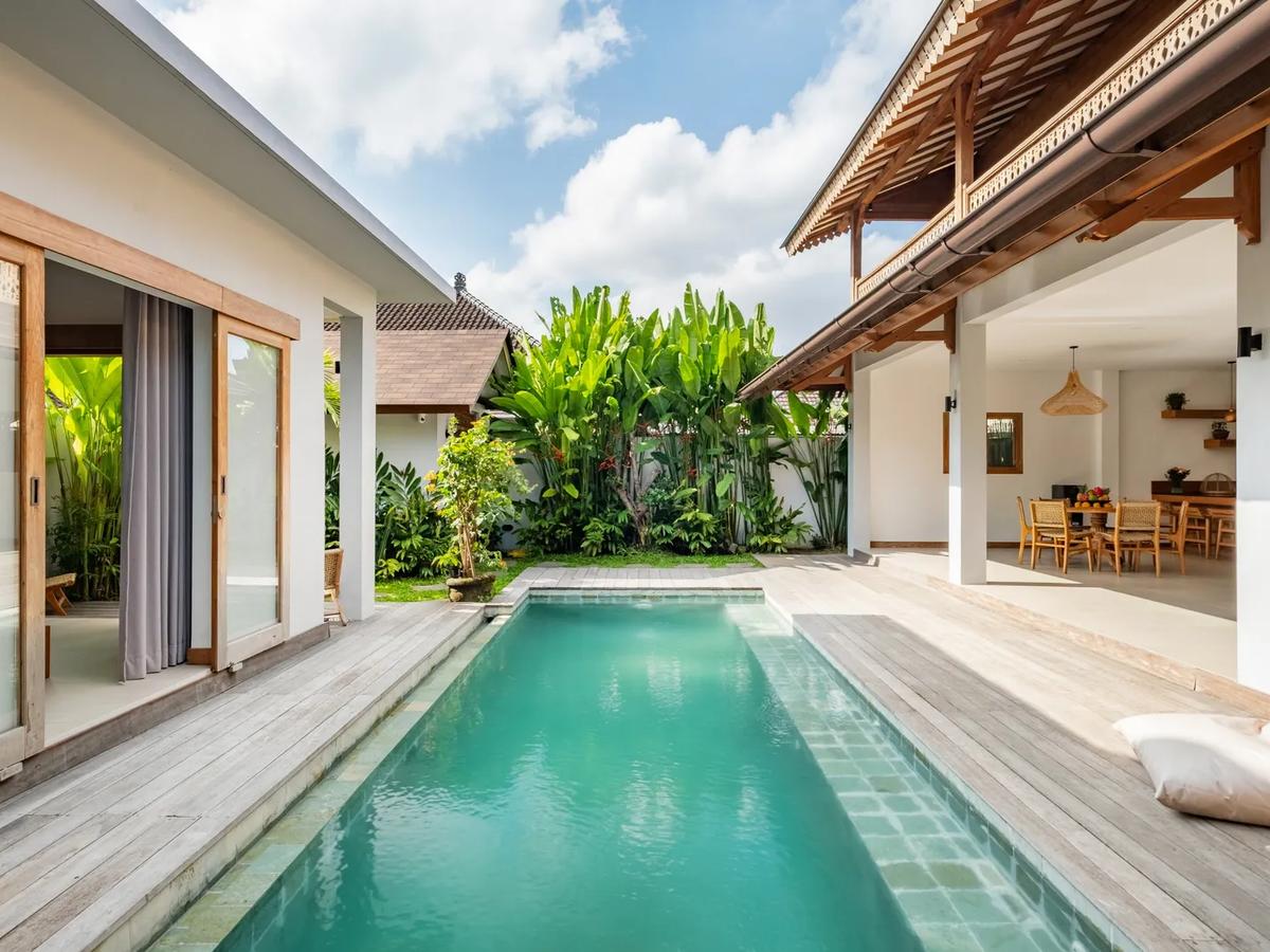 Contemporary Family Villa - 2