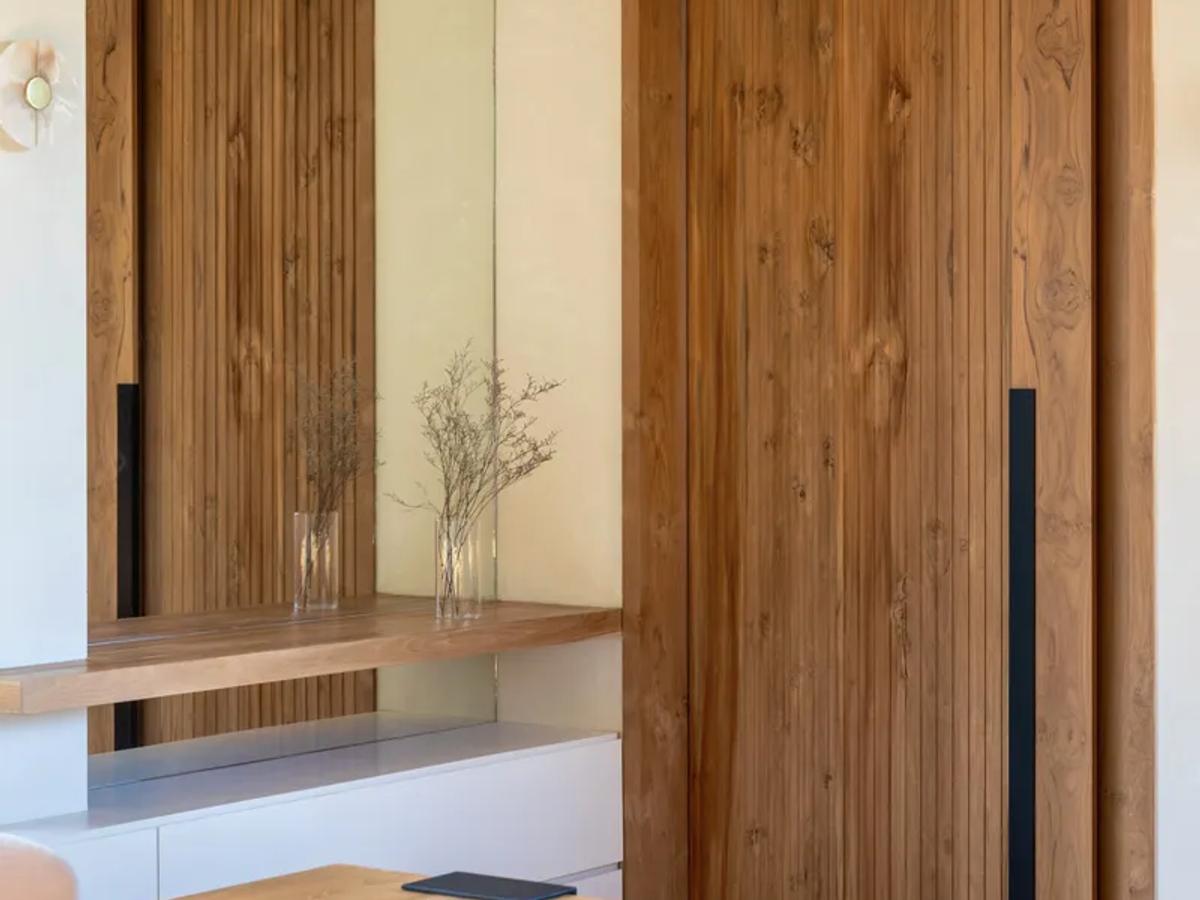 Monolithic Villa With Tropical Soul - 13