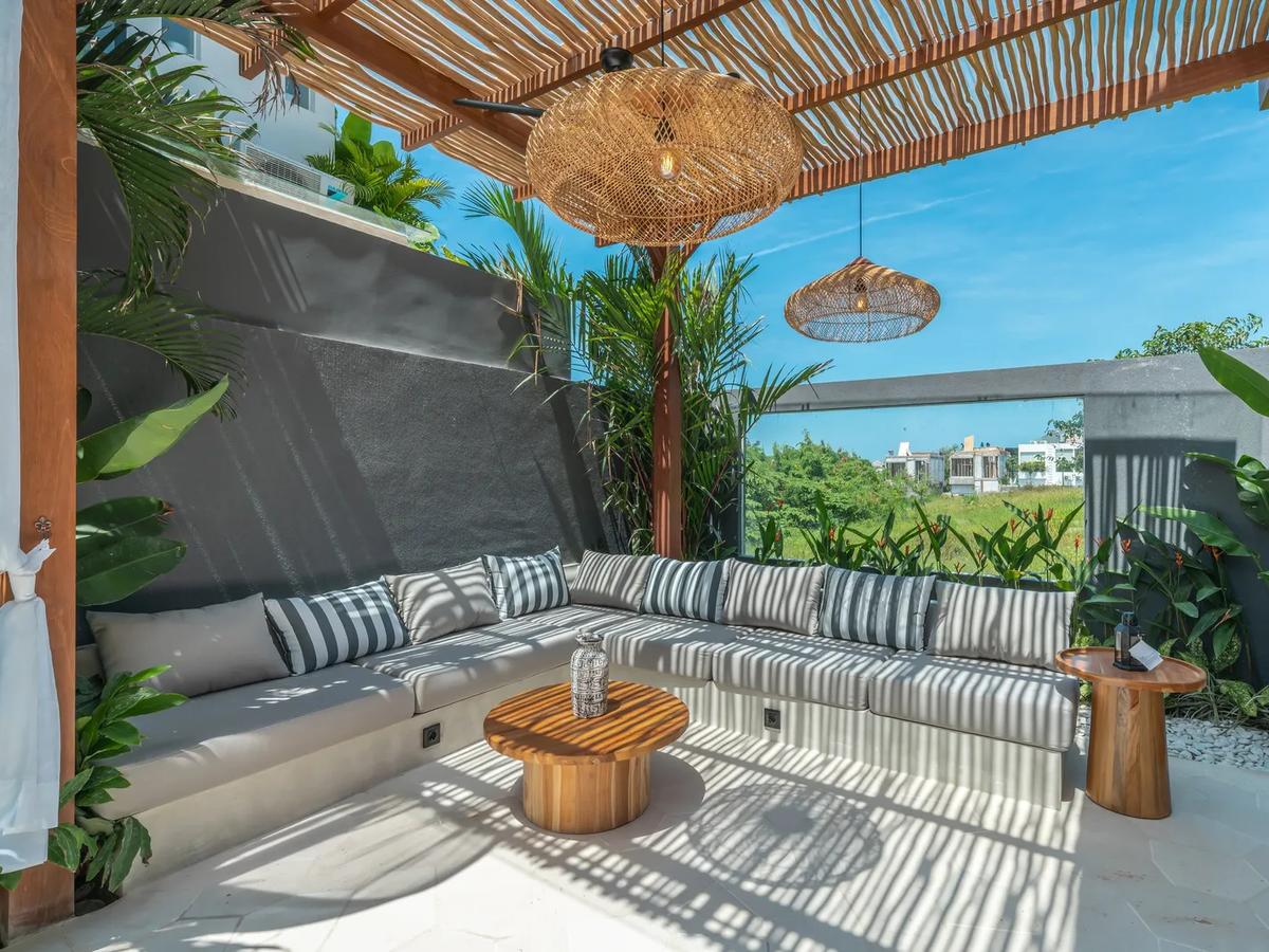 Contemporary Villa With Mediterranean Touch - 13