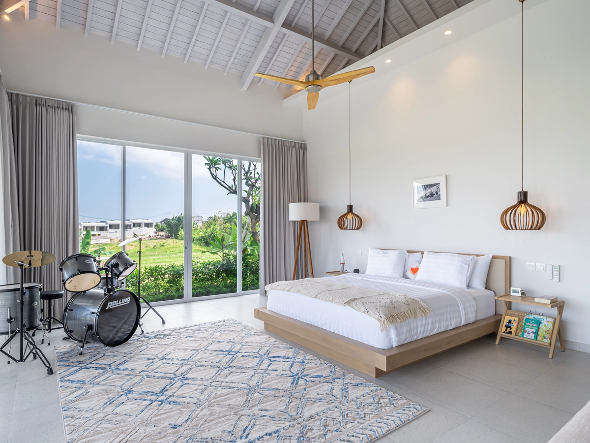 SIGNATURE MASTERPIECE - 4 BEDROOMS - CANGGU — 4-bedroom villa for sale in Canggu, Bali (photo 31)