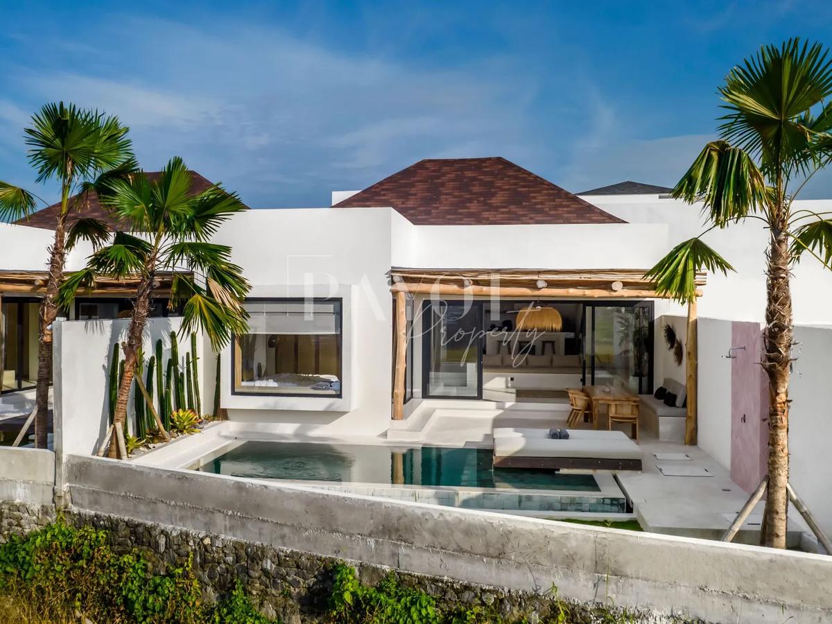 Sunlit Oasis Villa - 3