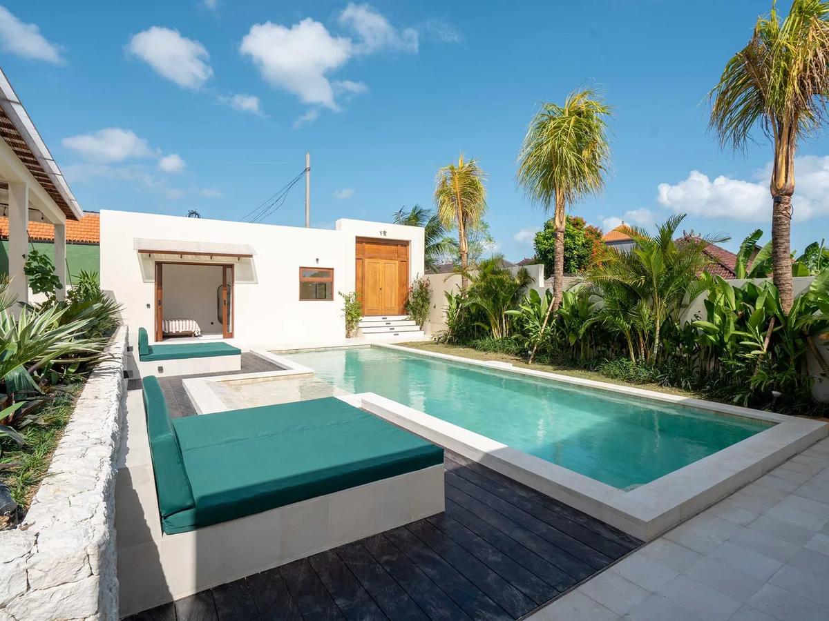 Serene Bali Villa Retreat - 4