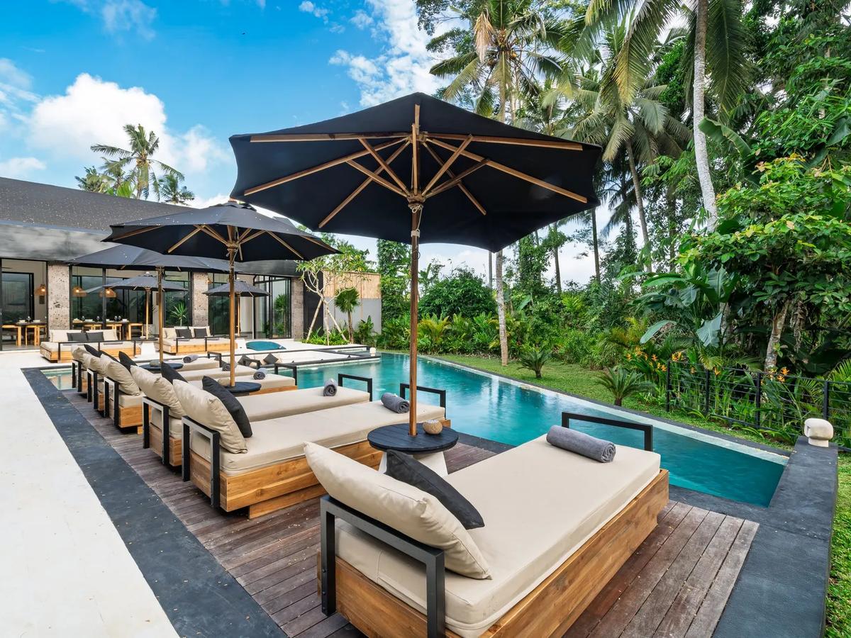 The Green Crowned Villa - 4