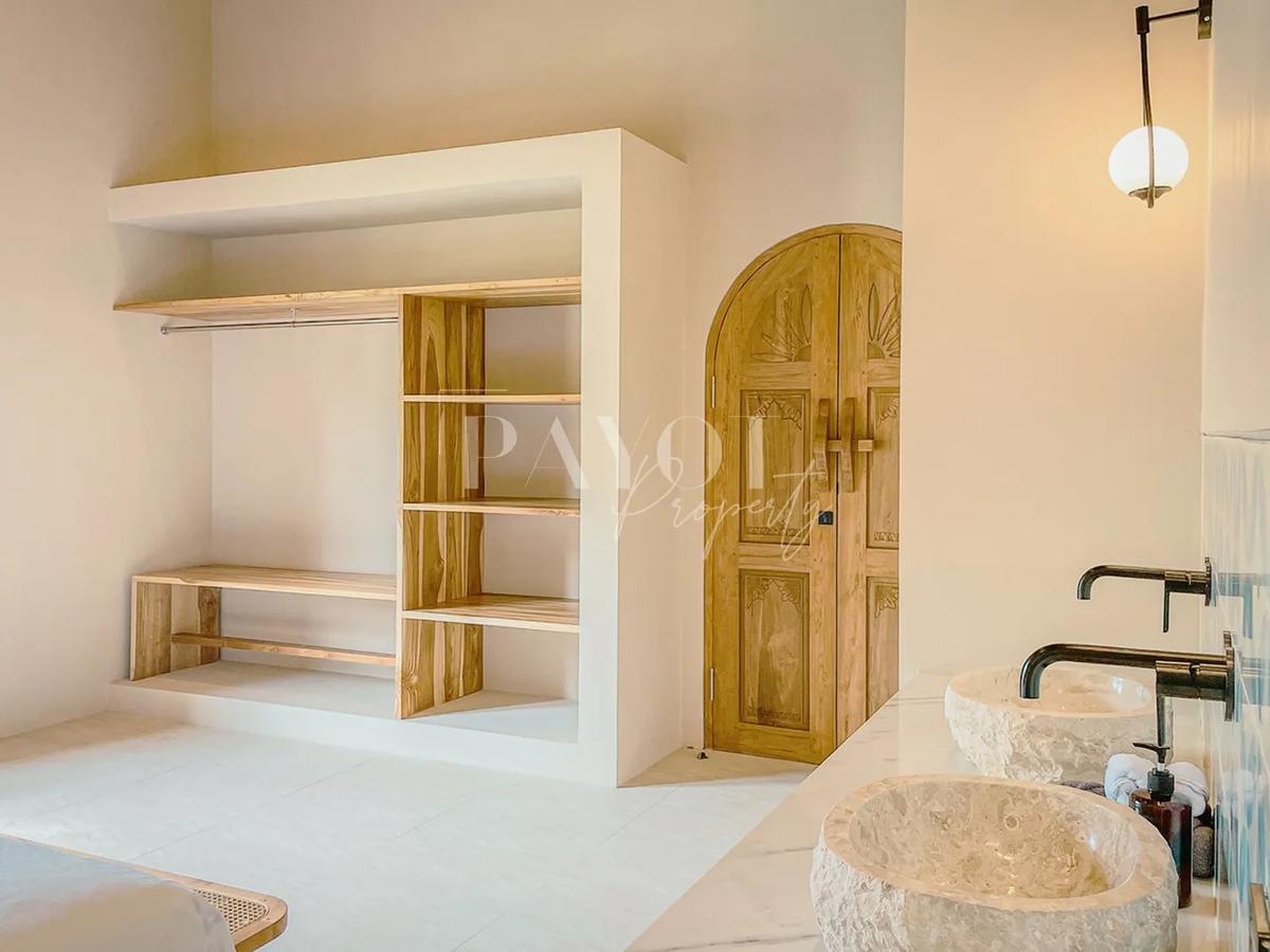 Charming Authentic Villa - 14