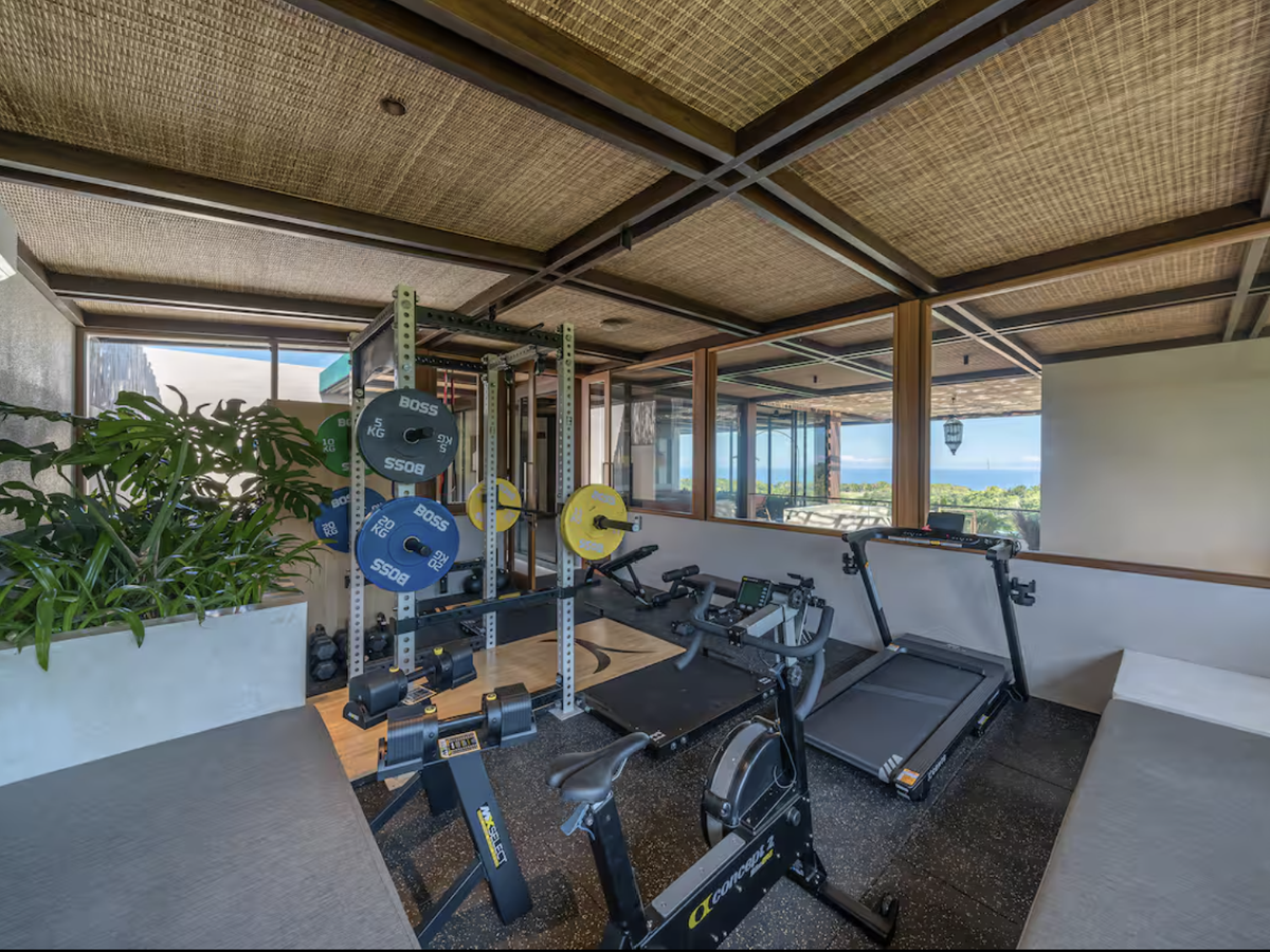 VILLA AMA - 4 BEDROOMS - ULUWATU CLIFF — 4-bedroom villa for sale in Uluwatu, Bali (photo 41)
