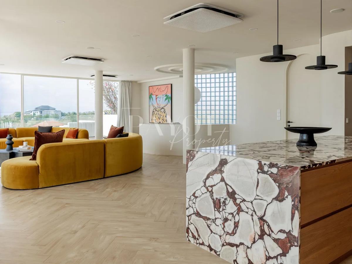 Luxury Mediterranean Style Villa - 13