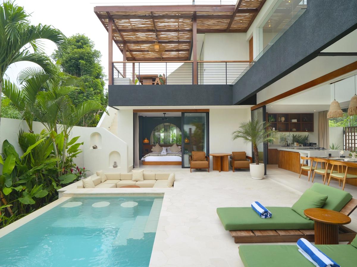 VILLA ORA - 3 BEDROOMS - NYANG NYANG BEACH — 3-bedroom villa for sale in Nyang Nyang Beach, Bali