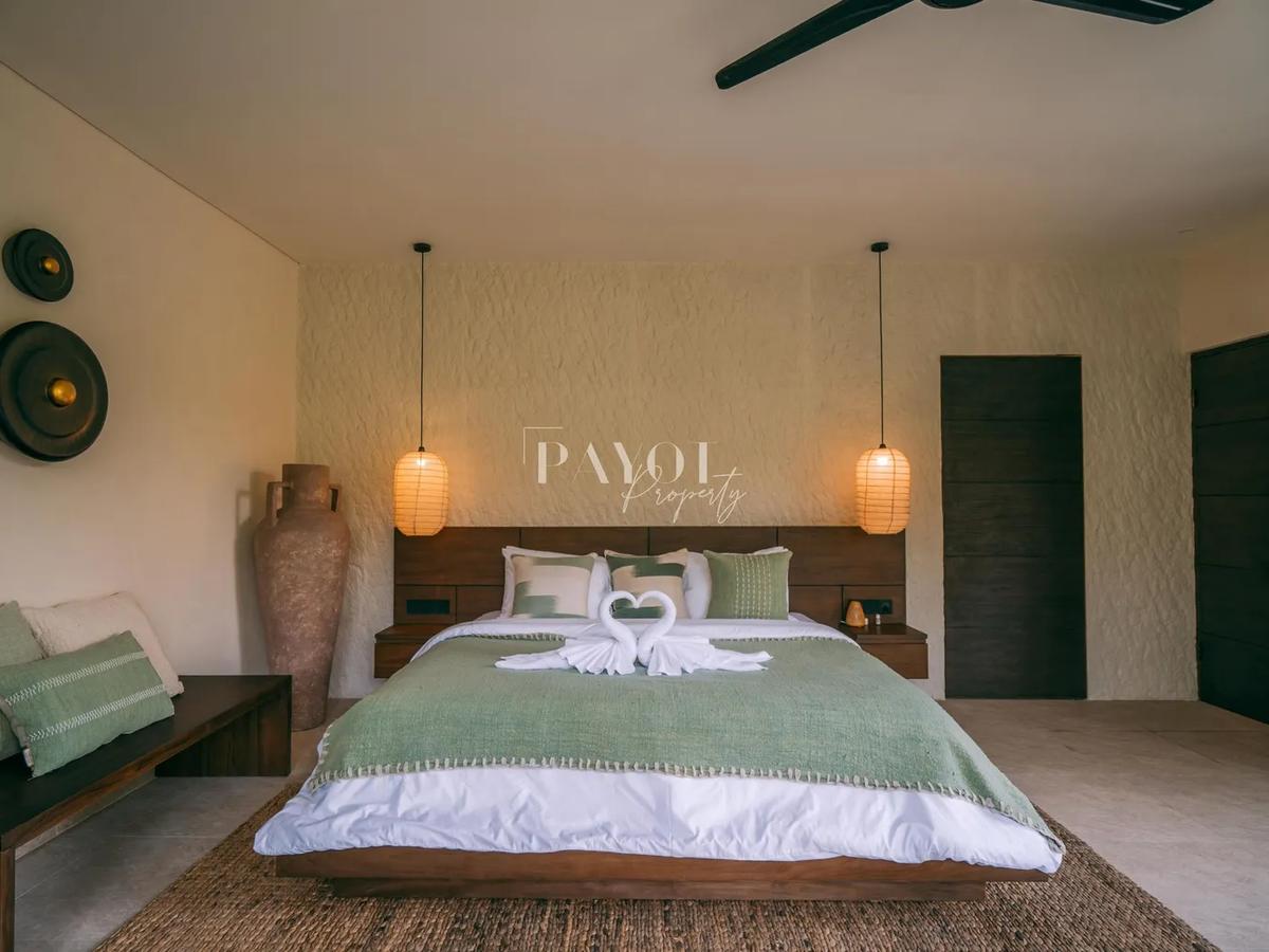 The Silence Of Straight Lines - 9