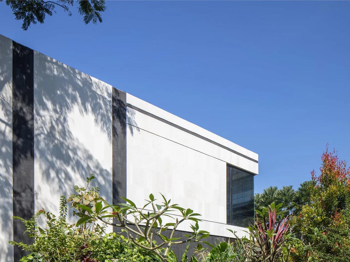 Monolithic Villa With Tropical Soul - 6