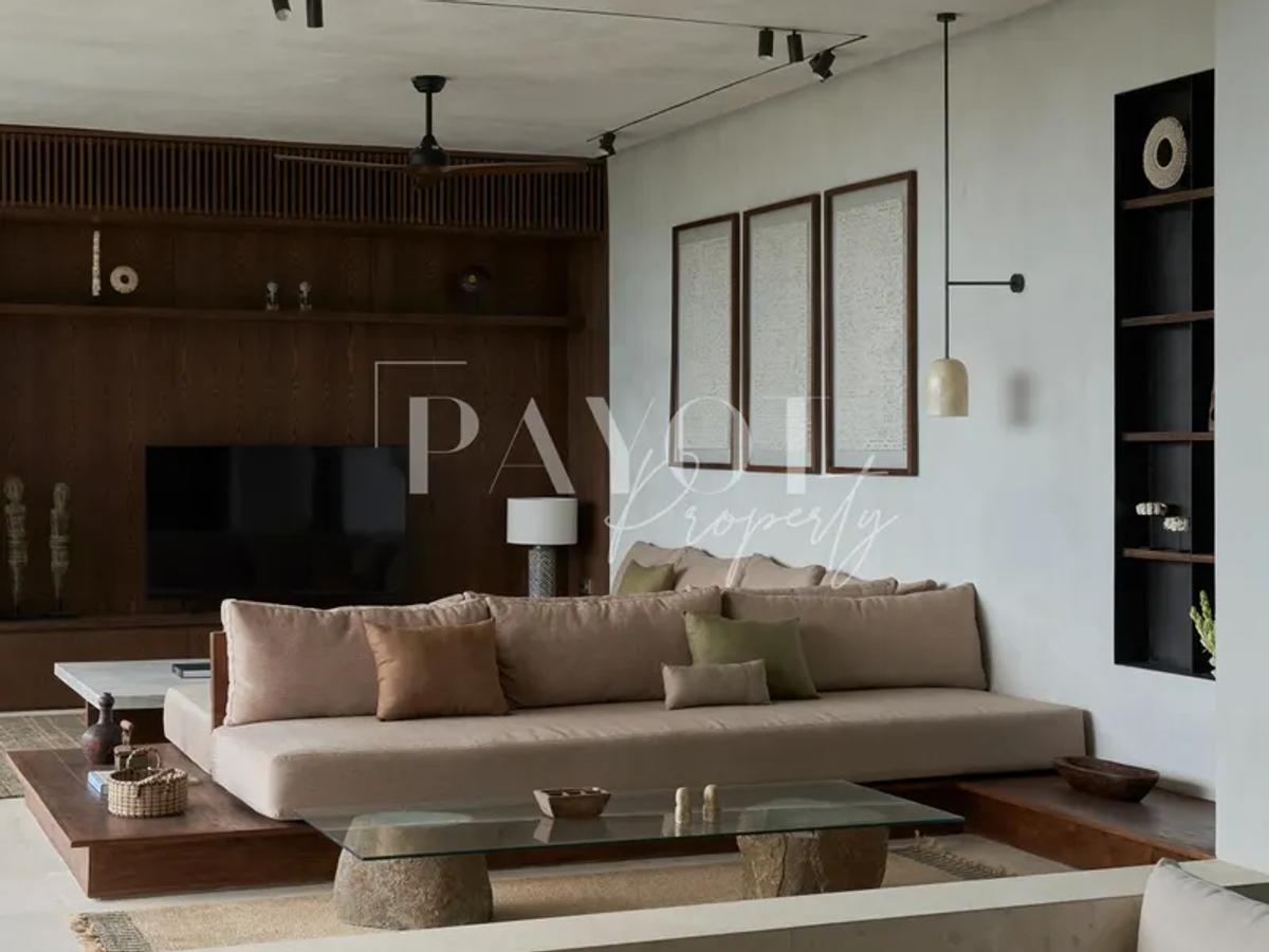 Concrete Lines And Lush Silence - 13