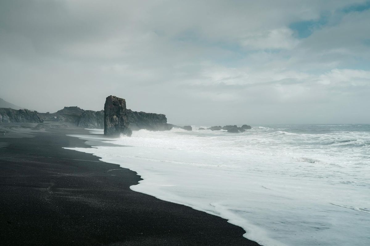 Reynisfjara — What the 2026 Erosion Means for Your Trip