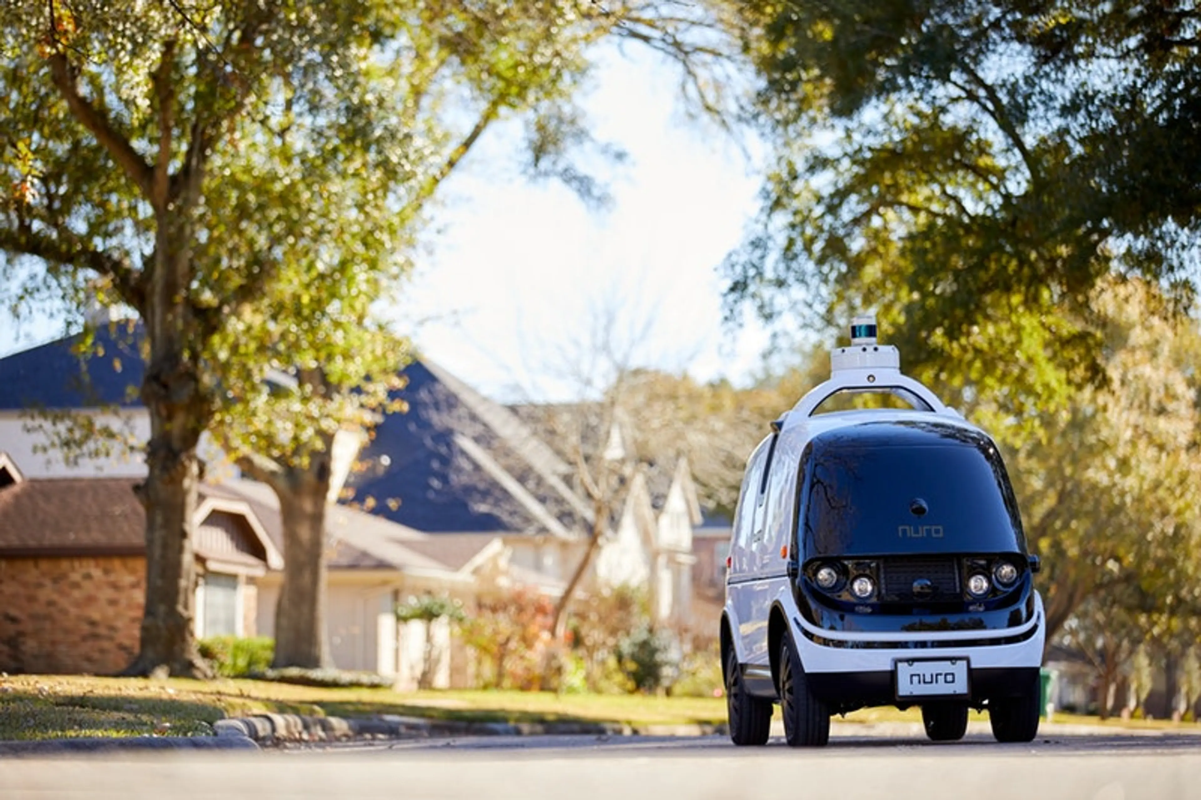 A self-driving car delivering pizza