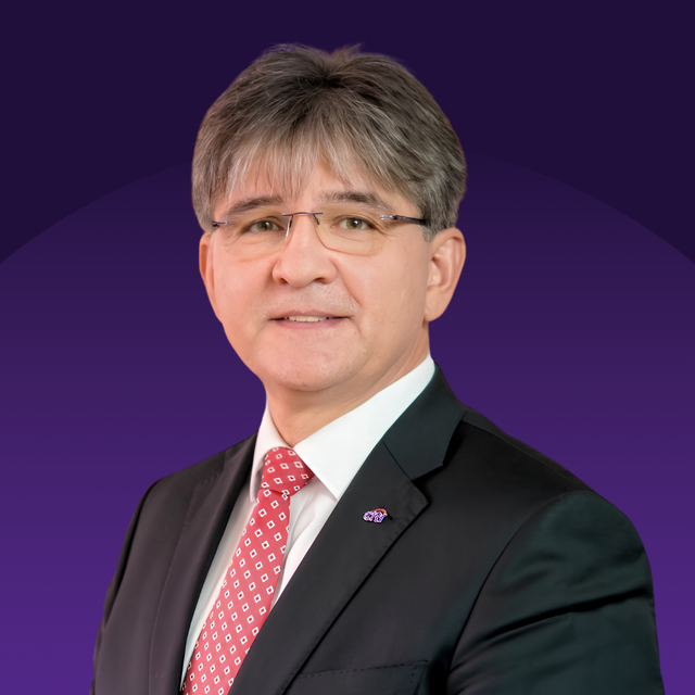 Laszlo J. Kremmer
