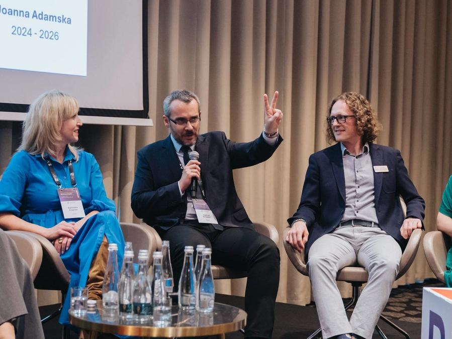 Place for panel photo