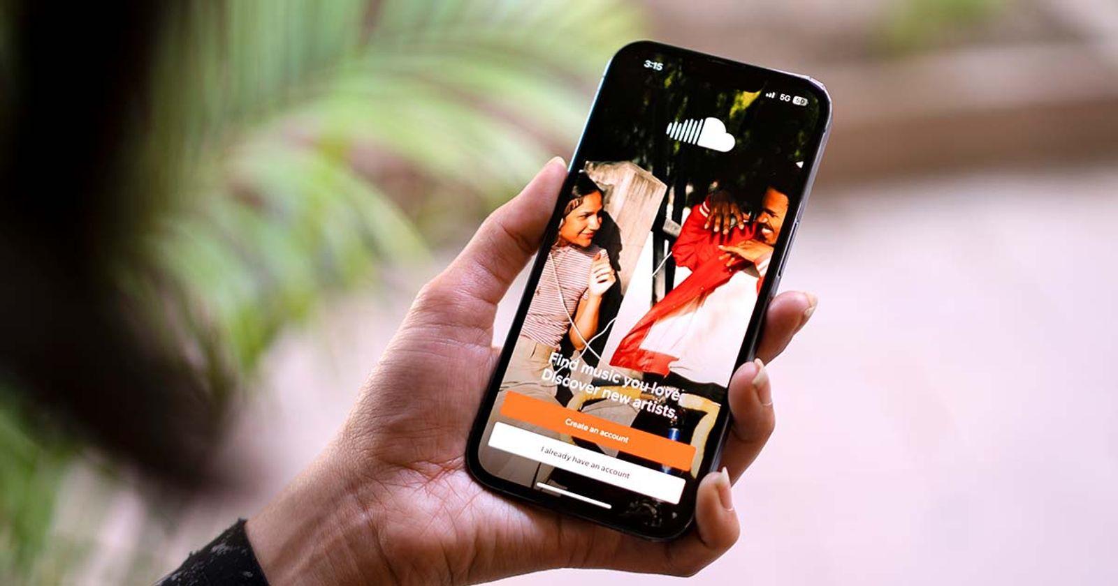 phone with SoundCloud for pre-saves
