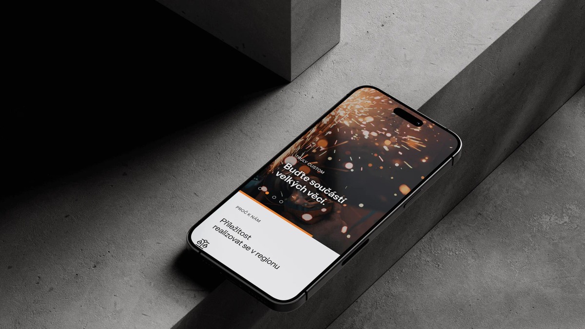 mockup mobilu s náhledem webu