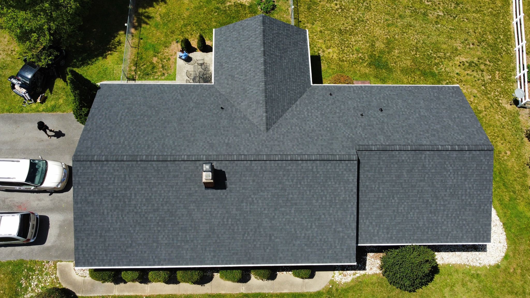 shumakerroofing.com logo