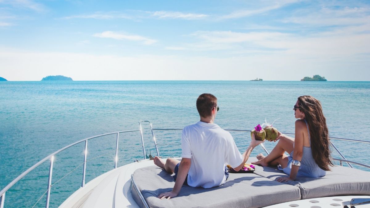 The 5 Italy Yacht Charters for Honeymooners