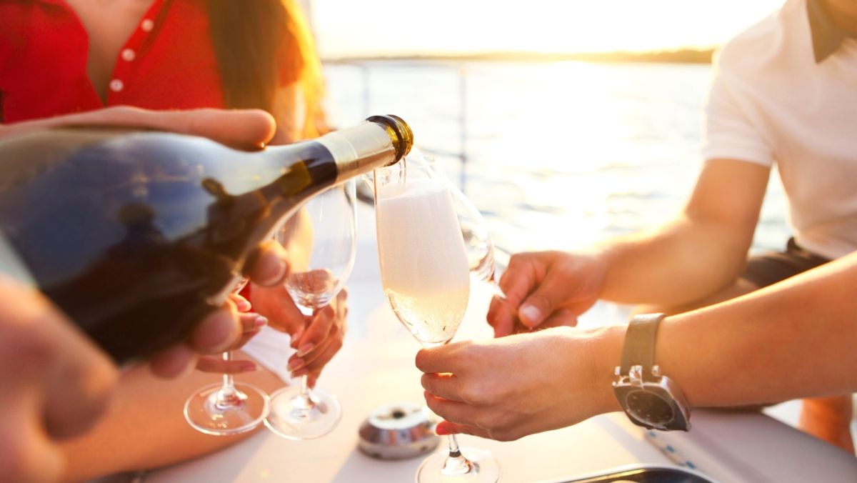 Top 5 Italy Yacht Charters for Food & Wine Lovers
