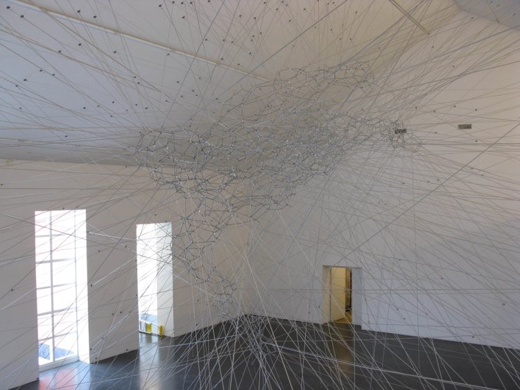 Another Singularity – Exhibitions – Antony Gormley