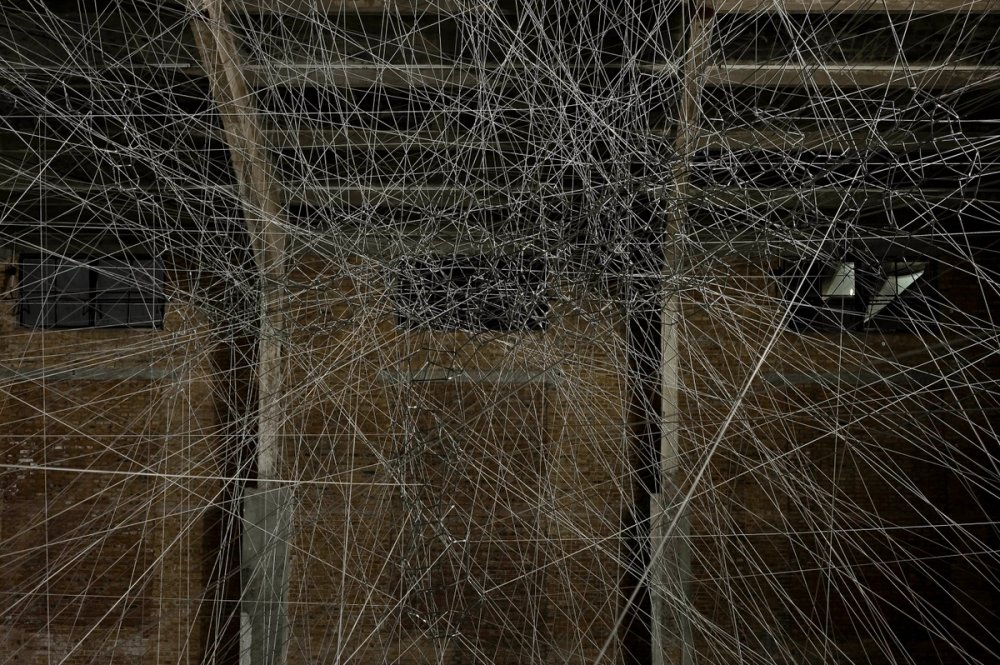 Another Singularity – Exhibitions – Antony Gormley