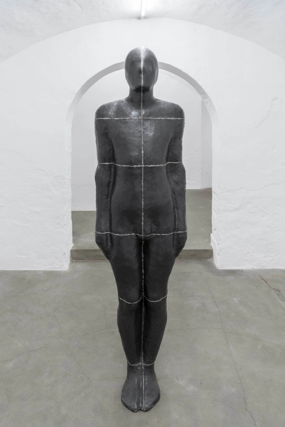 Co-ordinate – Exhibitions – Antony Gormley