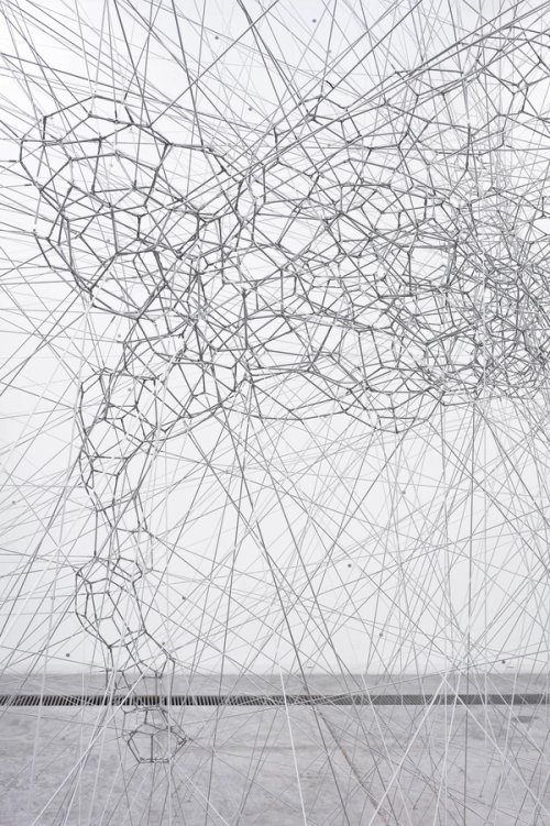 Another Singularity – Exhibitions – Antony Gormley