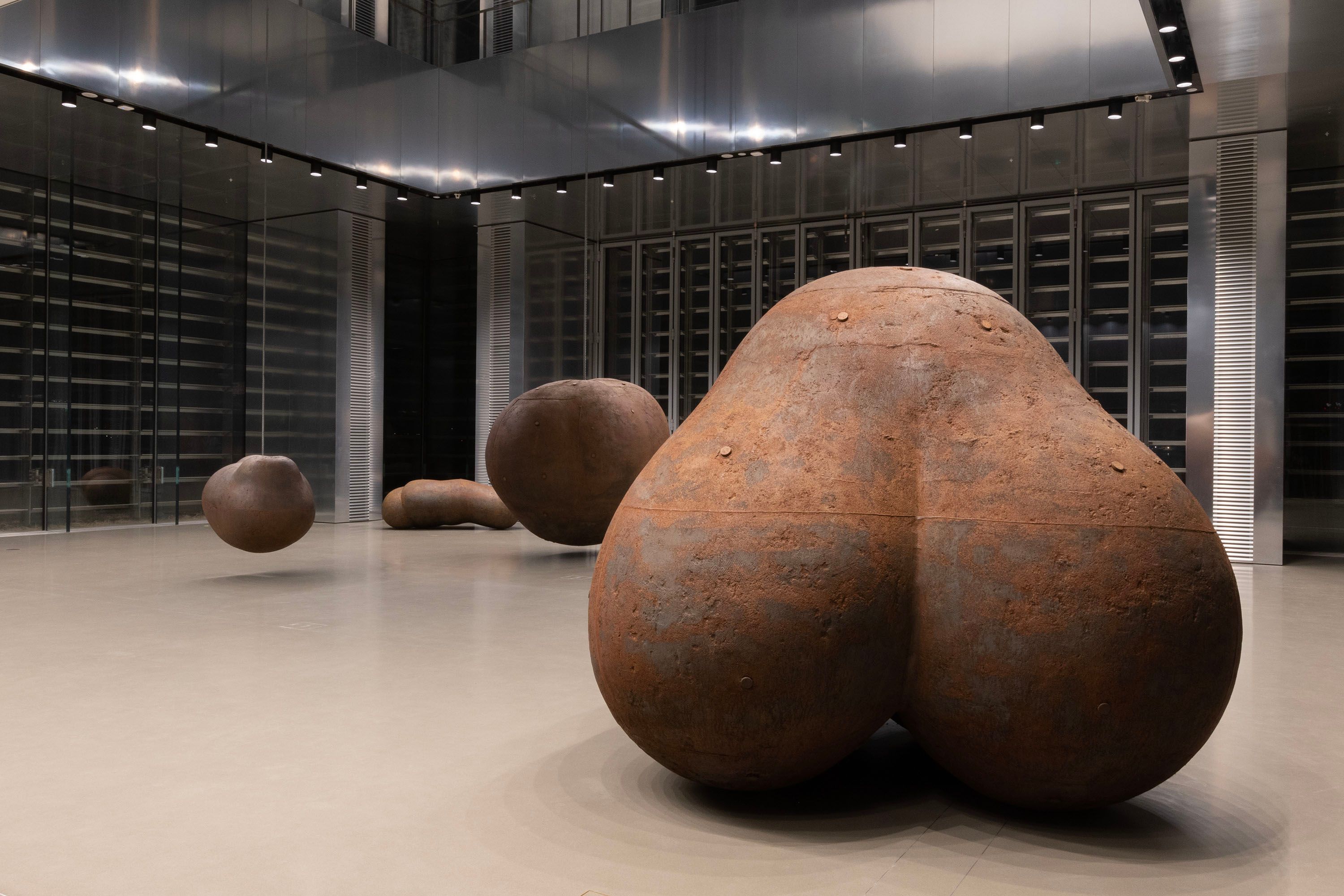 Living Time – Exhibitions – Antony Gormley