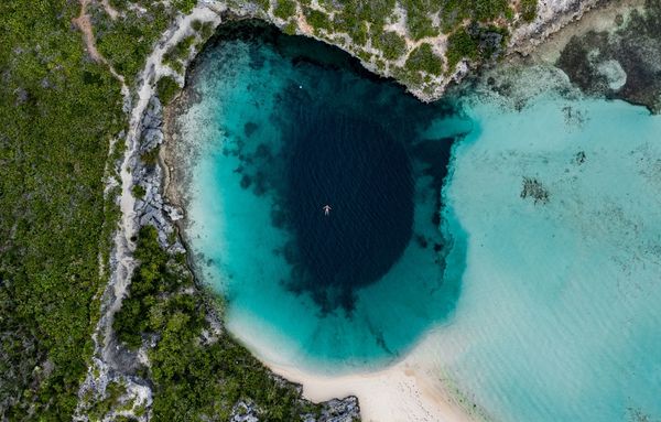 Bahamas Long Island Dean's Blue Hole