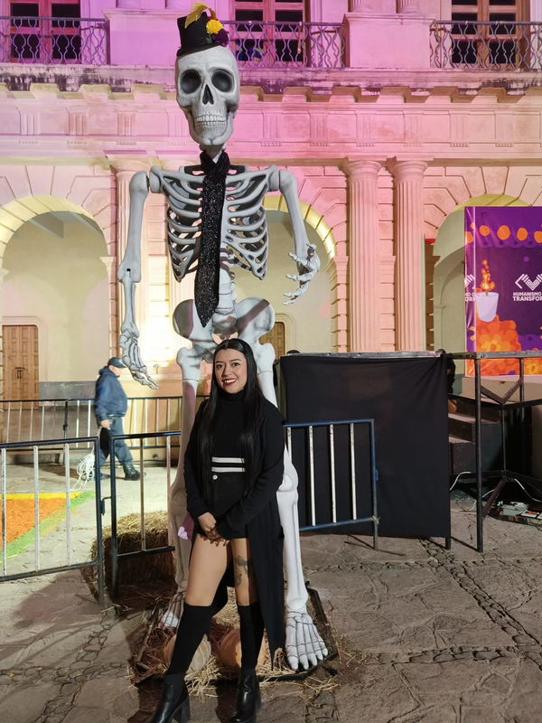 Karina Rodríguez, Sales Manager at Mayan Touring.