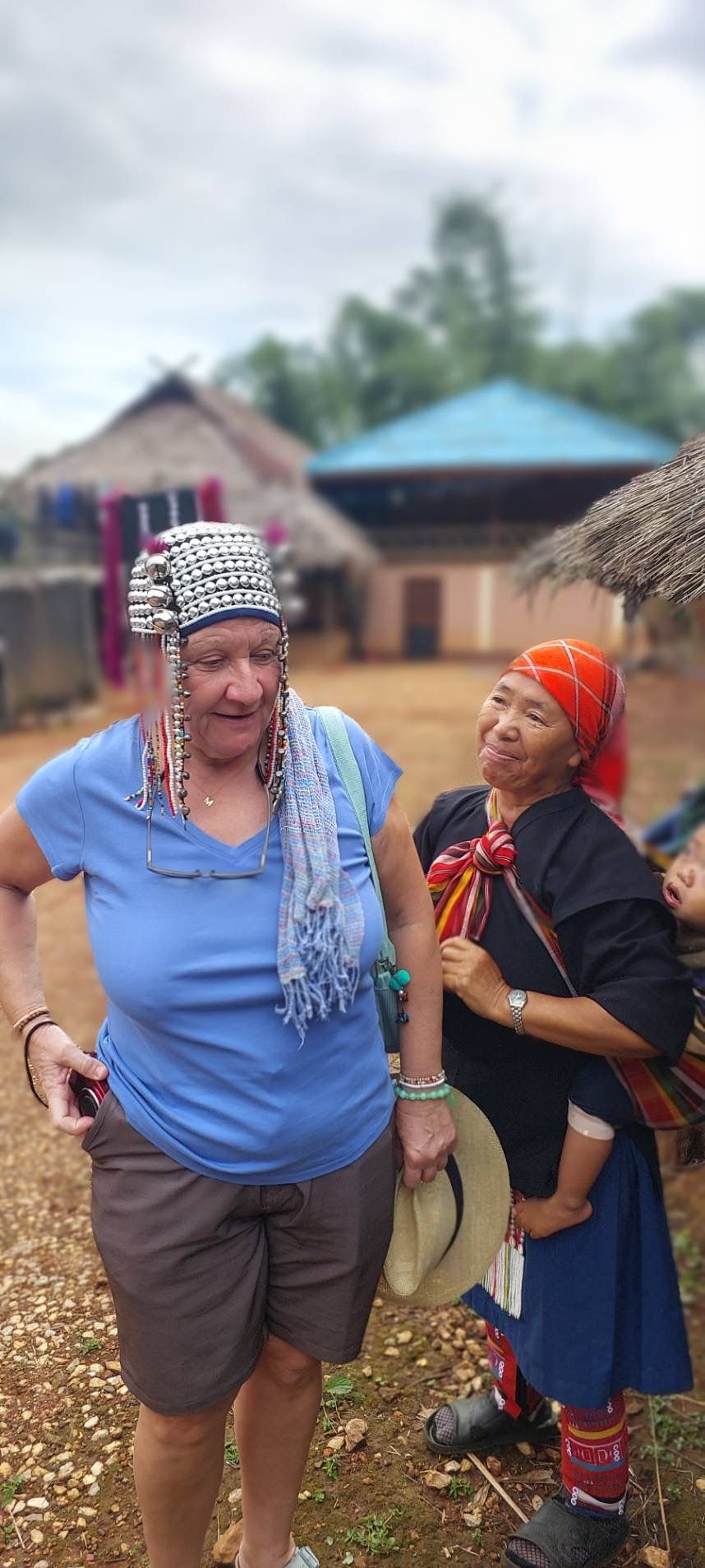 Un encuentro en un pueblo de una tribu del norte de Tailandia.