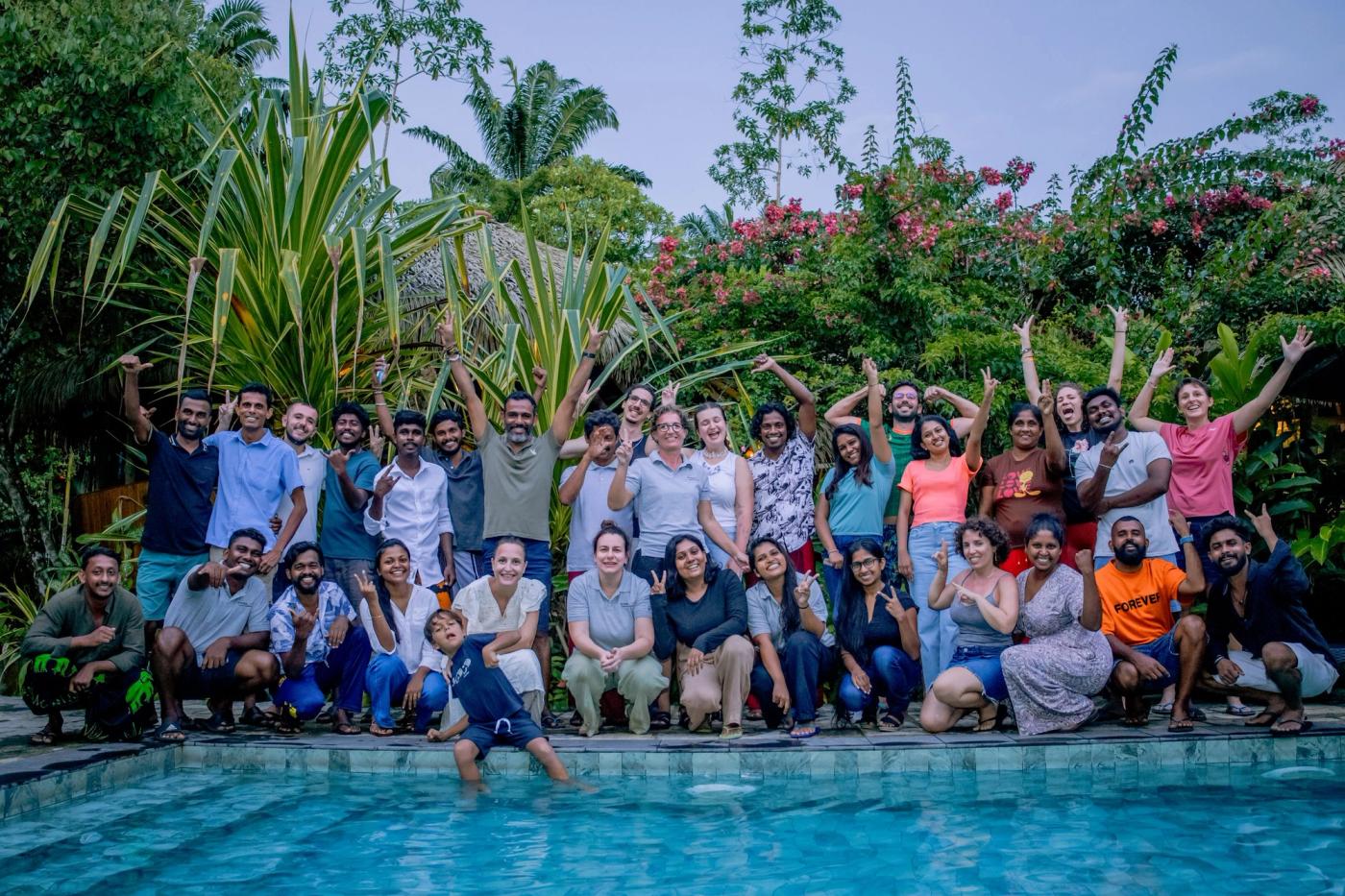El equipo de Atypique Voyages reunido en Sri Lanka.