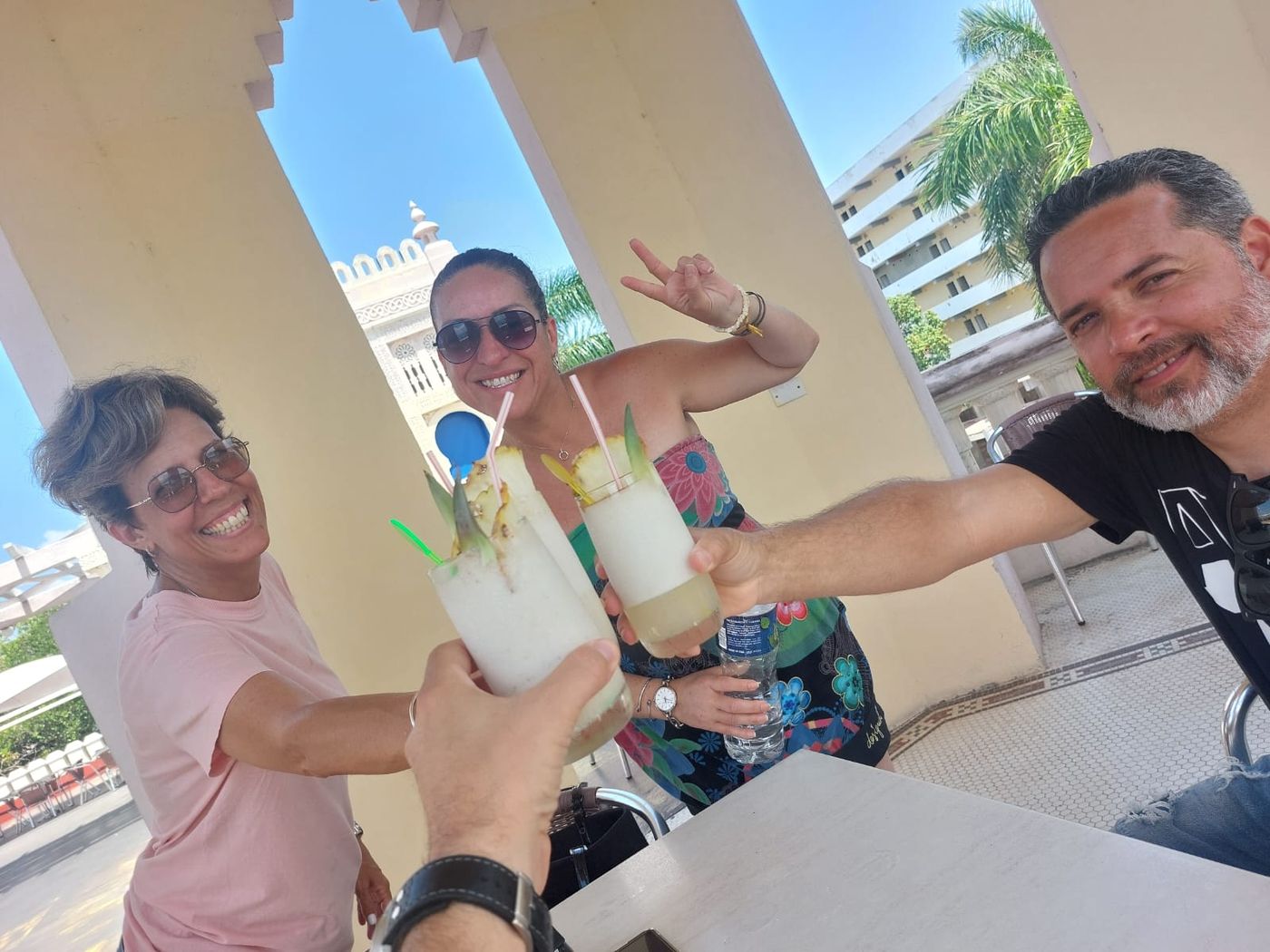 Yanira, Maria y Rudy — el equipo de La Habana.