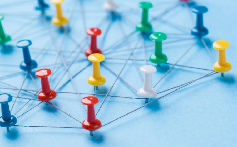 6 ways to build and extend your network as a scientific researcher