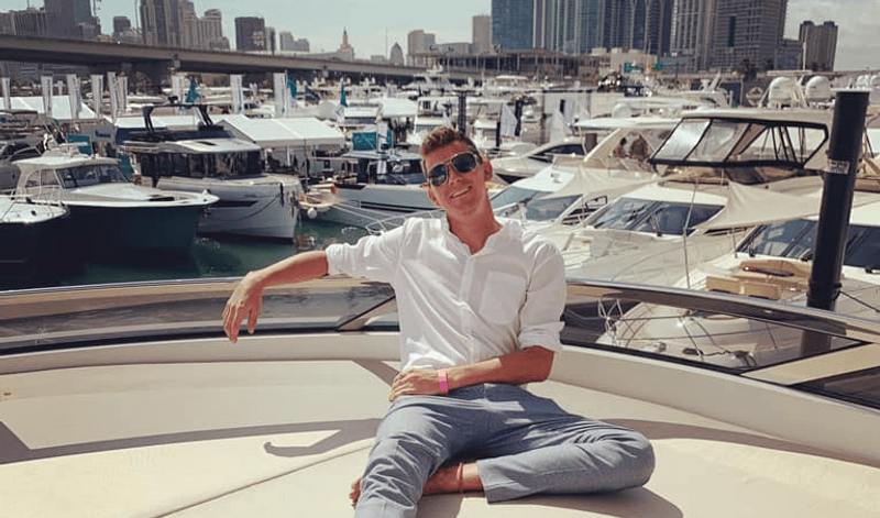 Ashton Lauritzen | Founder of Aqua Flight