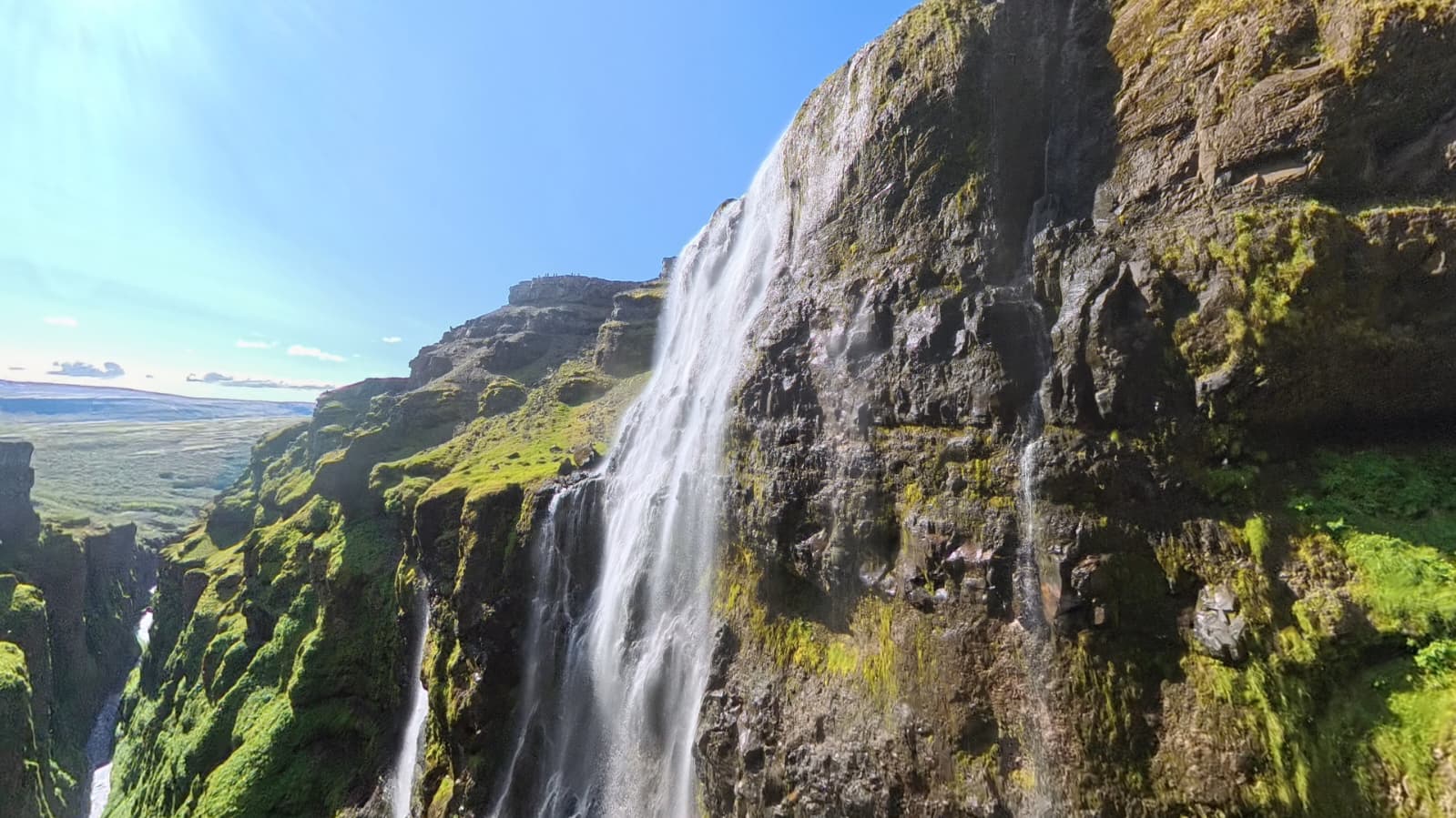 Single day hikes Iceland