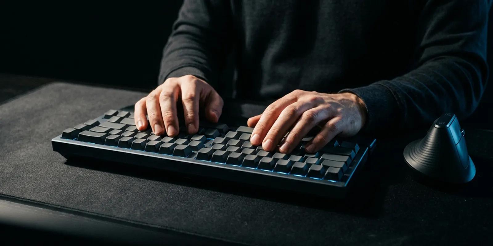 Teclado y mouse para trabajar