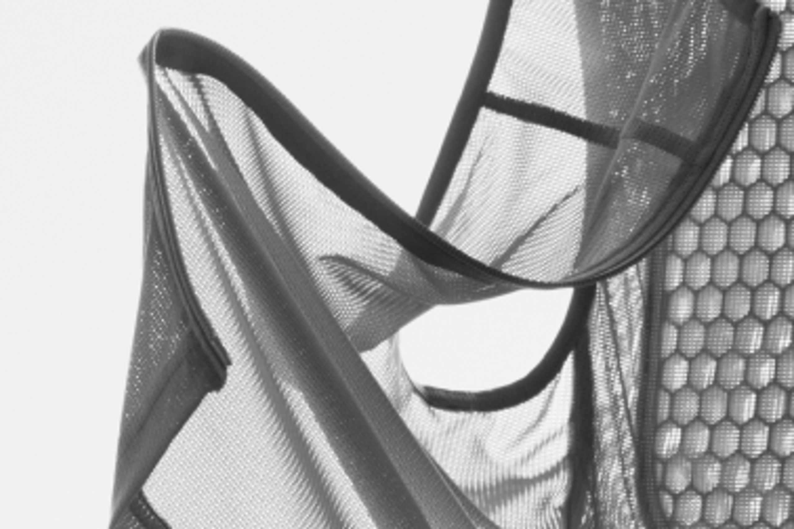 Lightweight mesh vest