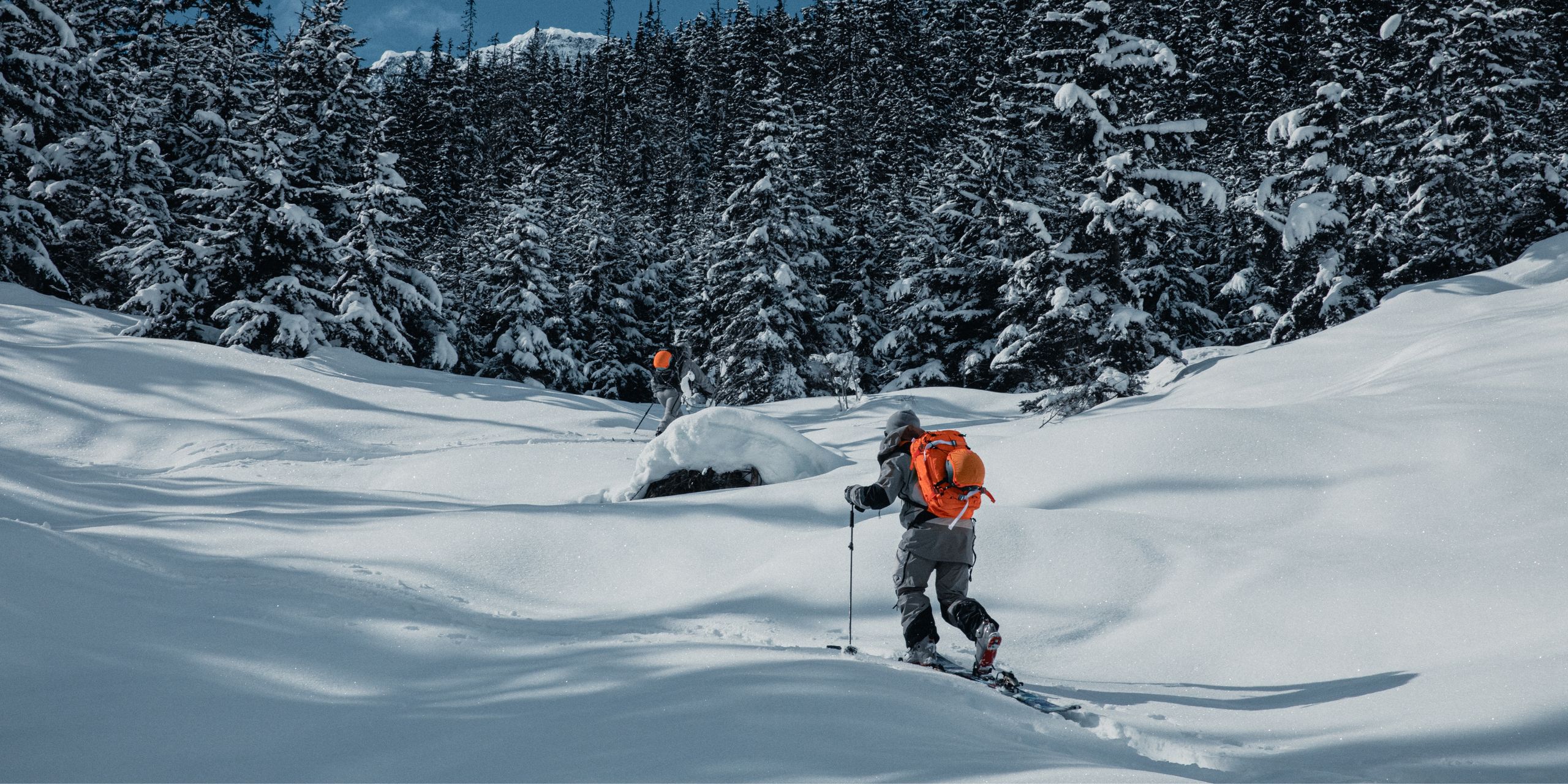 Yu Sasaki ski touring