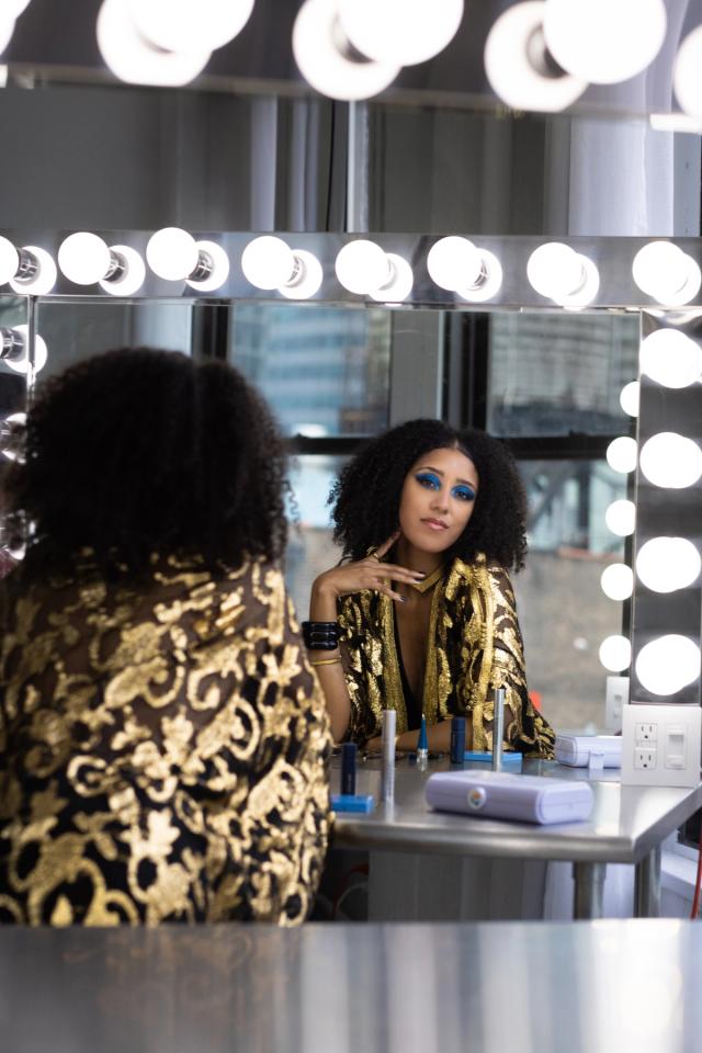 Bold-Faced Beauty: Laurieanne Harbin