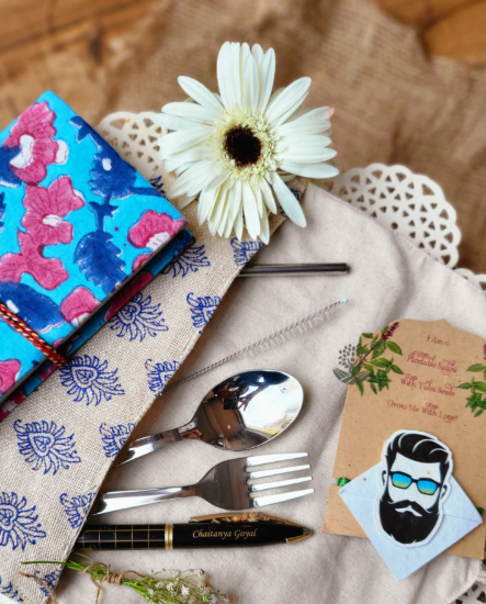 Corporate Majdoor Sibling Rakhi Hamper