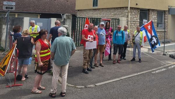 Photo militants à Dole