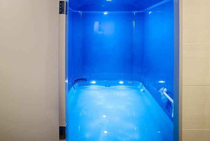Just Float, Water Therapy Wellness Centre in Los Angeles