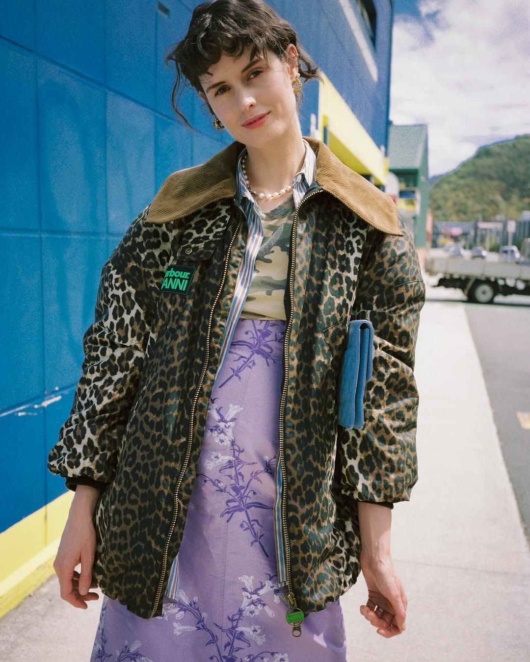 Chloé ライトブルー ケープジャケット Chloé ライトブルー ケープジャケット Chloé ライトブルー ケープ