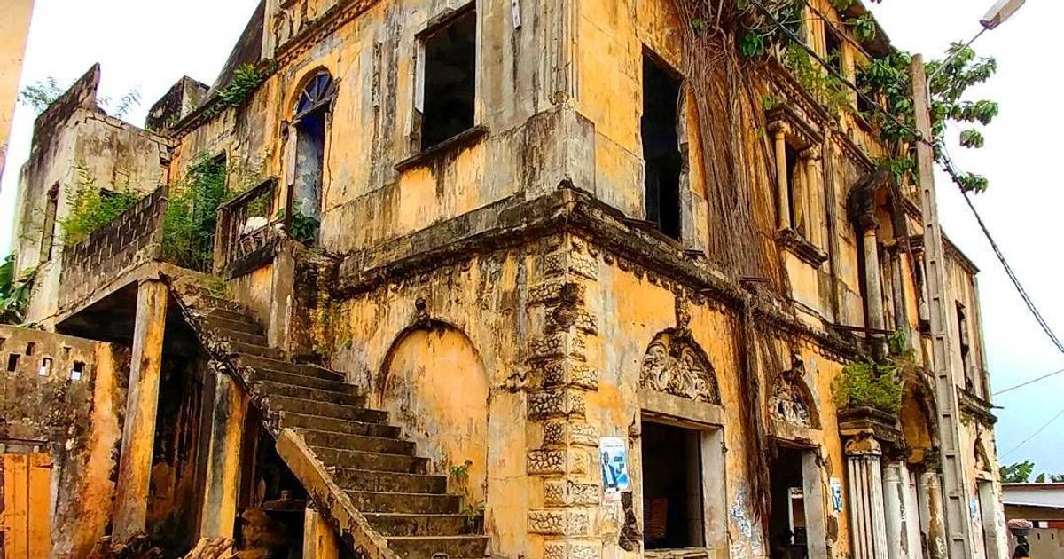 Grand-Bassam, Abidjan on Trippin