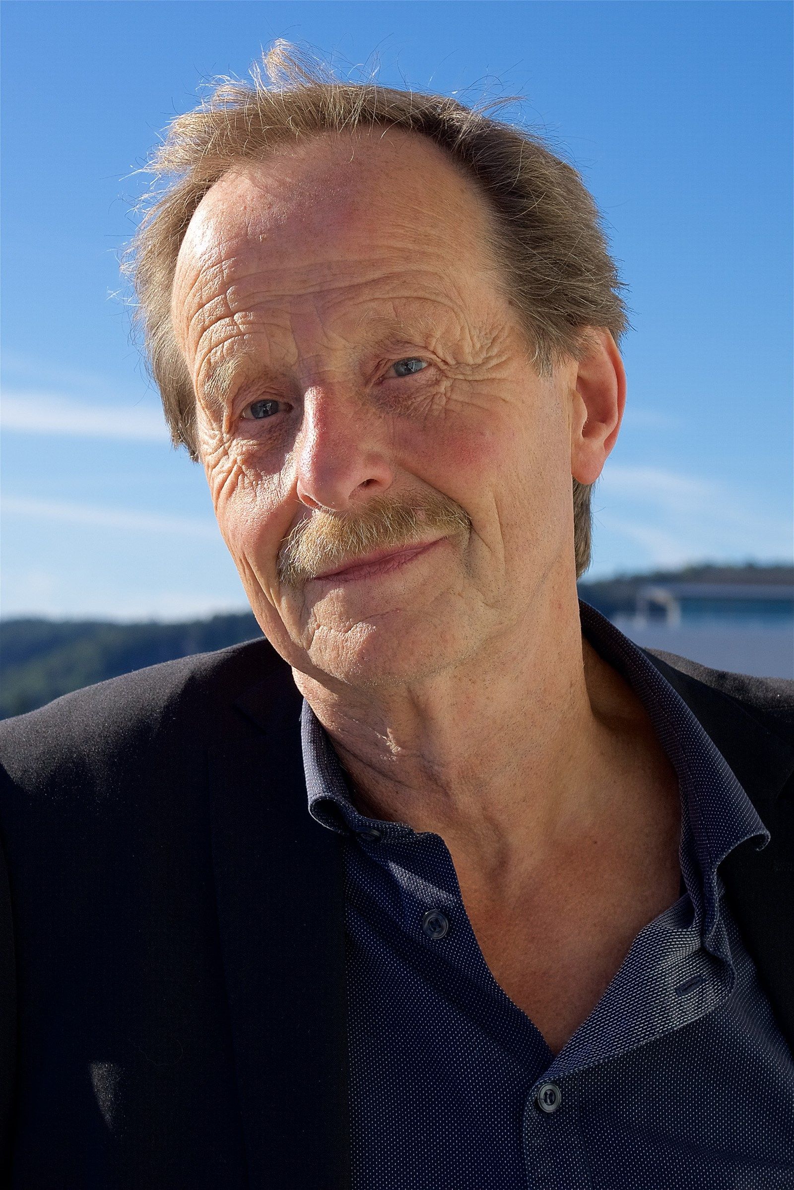 Kjartan Fløgstad